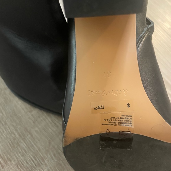 & Other Stories point heel ankle boot - Picture 3 of 3